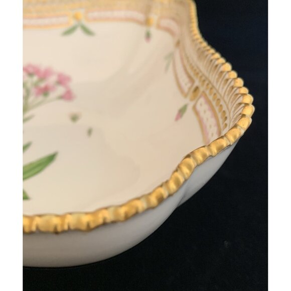 Royal Copenhagen Flora Danica Serving Bowl Dentaria Bulbifera 20/3510 Gilt Edge - Picture 9 of 15